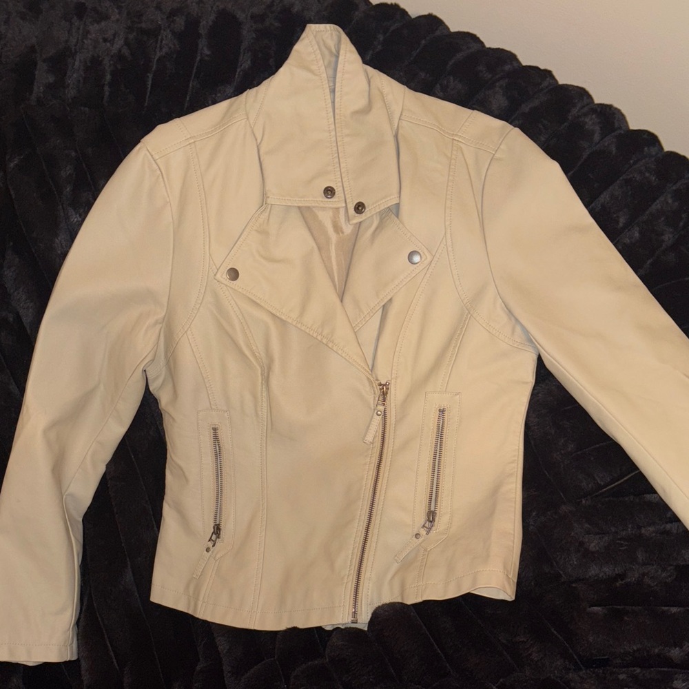 Women's Cream Jacket